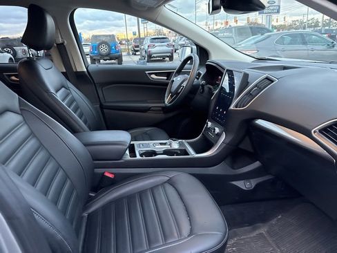 Used 2024 Ford Edge SEL w/ Convenience Package image 10