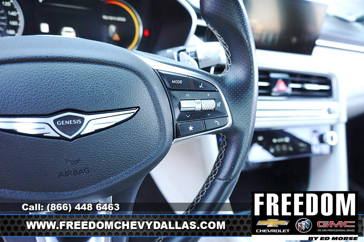 Used 2025 Genesis G70 2.5T RWD image 24