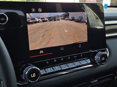 New 2025 GMC Canyon Elevation w/ Convenience Package image 12