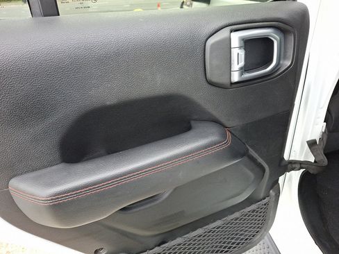 Used 2020 Jeep Wrangler Unlimited Rubicon image 18