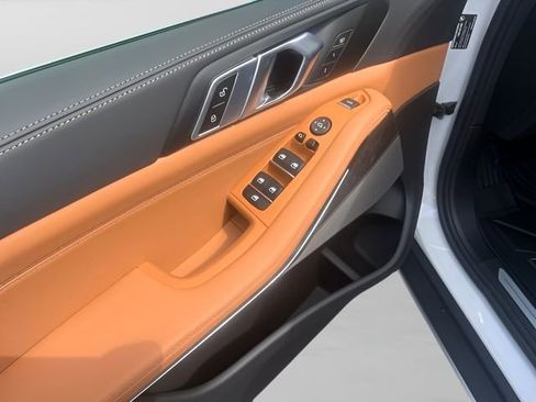 Certified 2026 BMW X5 xDrive40i image 11