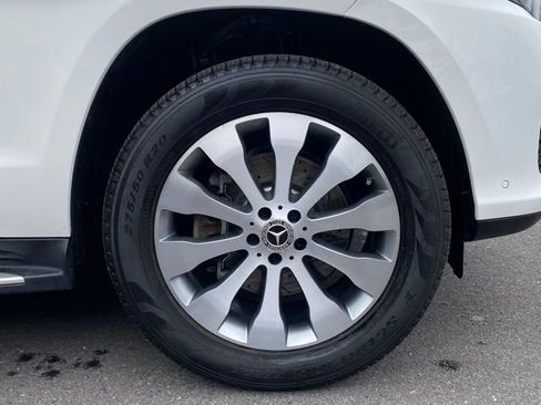 Used 2019 Mercedes-Benz GLS 450 4MATIC image 22