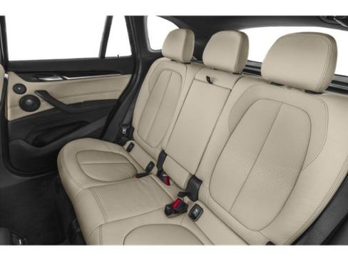 Used 2018 BMW X1 sDrive28i w/ M Sport Package image 11