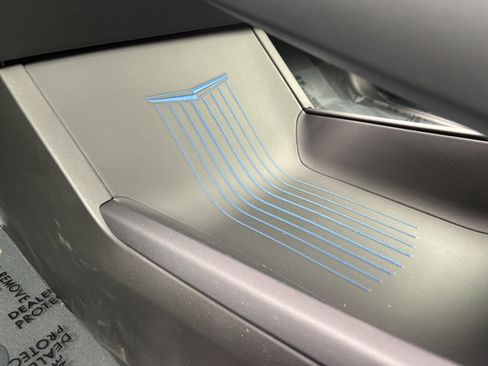 New 2026 Cadillac Escalade IQL Luxury image 31