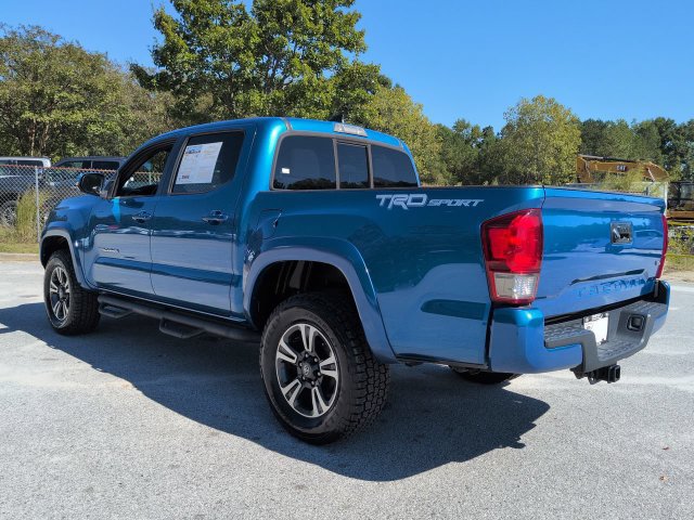 Used 2016 Toyota Tacoma TRD Sport w/ Towing Package RWD image 7