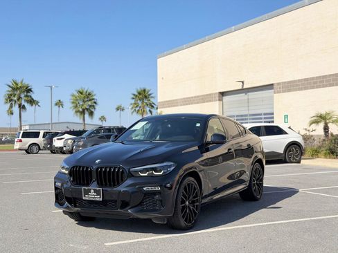 Used 2021 BMW X6 xDrive40i w/ M Sport Package image 21