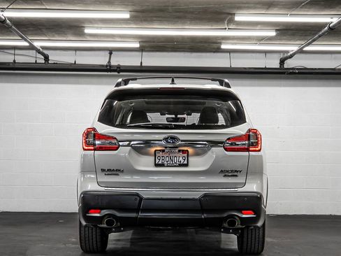 Used 2022 Subaru Ascent Limited w/ Technology Package image 4