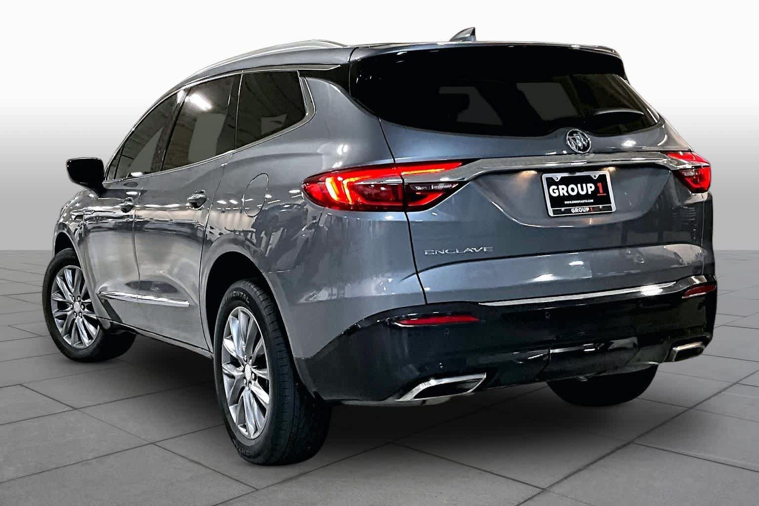 Used 2021 Buick Enclave Essence w/ Sound and Sites Package FWD image 12
