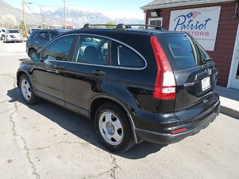 Used 2011 Honda CR-V LX image 3