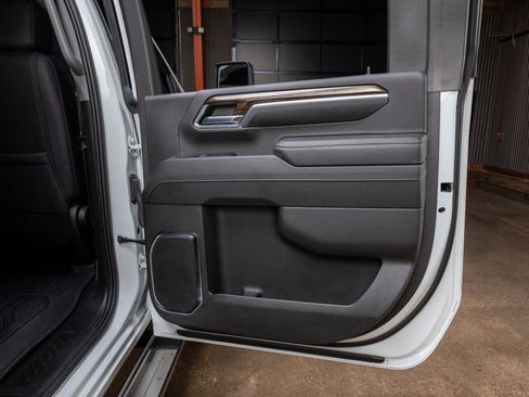 Used 2024 GMC Sierra 3500 SLE w/ SLE Value Package image 38