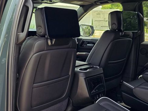 New 2026 GMC Yukon AT4 Ultimate AWD/4WD image 21