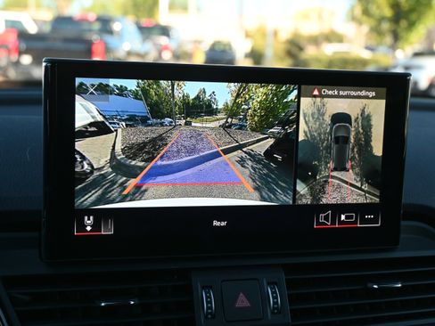 Used 2022 Audi SQ5 Premium Plus image 14