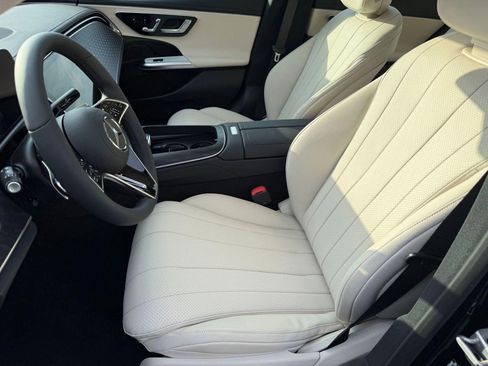 Used 2026 Mercedes-Benz E 350 4MATIC Sedan image 5