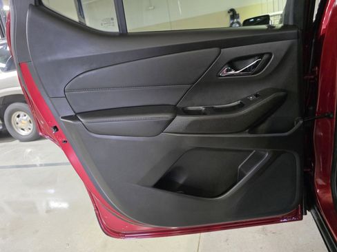 Used 2023 Chevrolet Traverse LT w/ LPO, Floor Liner Package image 13