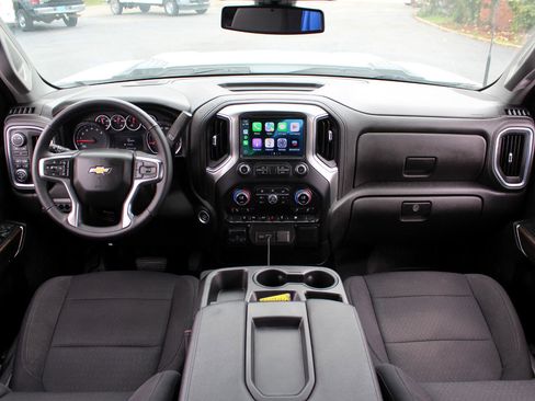 Used 2022 Chevrolet Silverado 2500 LT w/ Convenience Package image 24