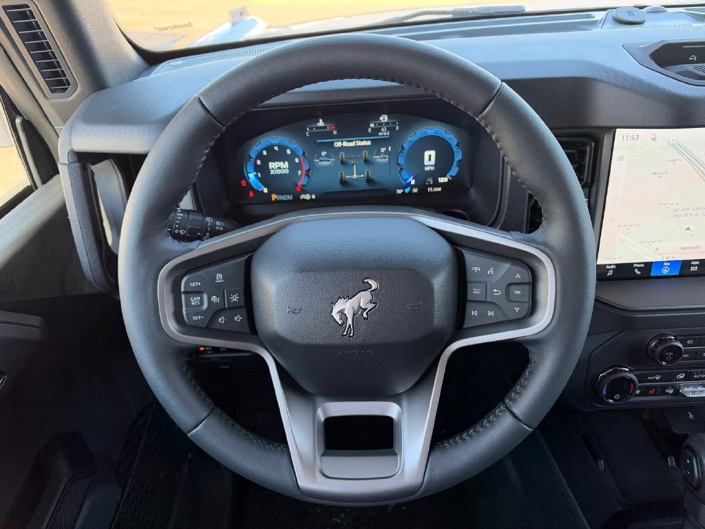 New 2026 Ford Bronco Badlands w/ Wildtrak Package AWD/4WD image 13
