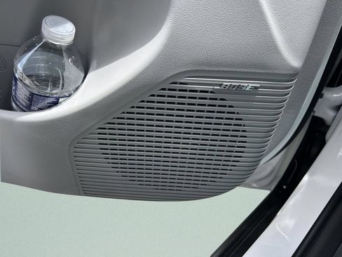 New 2026 Hyundai Kona Limited FWD image 21