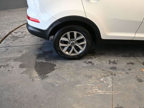 Used 2014 Kia Sportage LX image 17