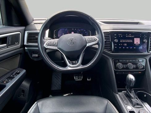 Used 2021 Volkswagen Atlas Cross Sport SEL Premium R-Line w/ Cross Sport MDO Package AWD/4WD image 10