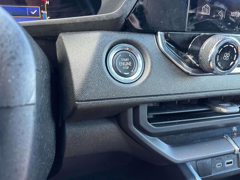 Used 2023 Chevrolet Colorado Trail Boss w/ Technology Package image 29