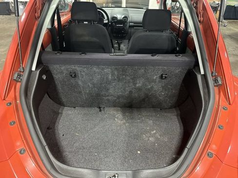 Used 2004 Volkswagen Beetle GLS FWD image 26