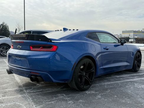 Used 2017 Chevrolet Camaro SS image 6