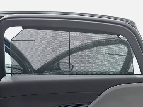 Used 2022 Lucid Air Grand Touring image 40