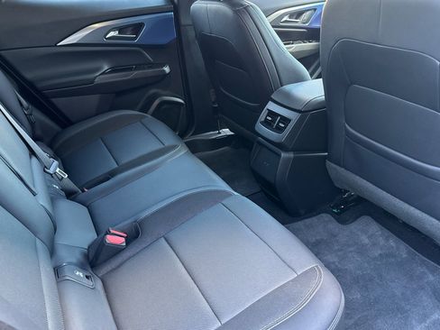 Used 2025 Chevrolet Equinox EV LT w/ Convenience Package image 19