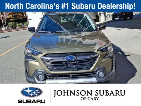 Used 2023 Subaru Outback Limited image 32