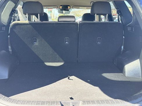 Used 2023 Hyundai Santa Fe SEL image 12