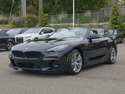 New 2026 BMW Z4 sDrive30i w/ Premium Package RWD image 2