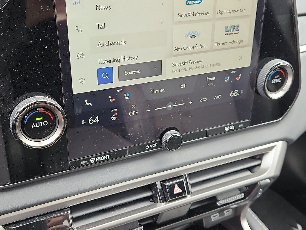 Used 2024 Lexus RX 350 Premium w/ Accessory Package (Z1) AWD/4WD image 17