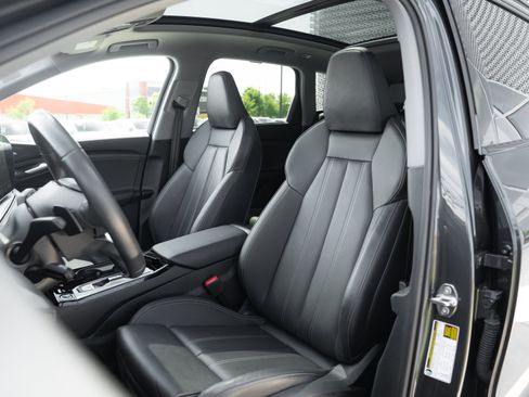 Certified 2025 Audi Q6 e-tron Premium Plus w/ Premium Plus AWD/4WD image 20