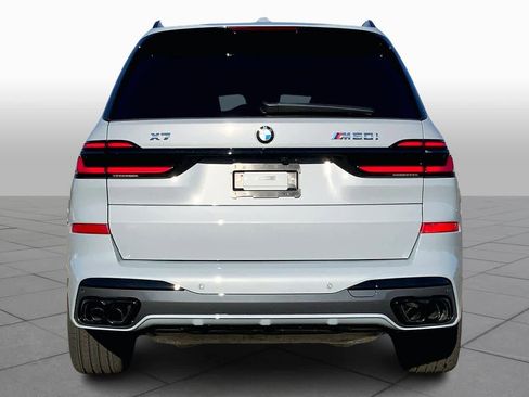 New 2026 BMW X7 M60i image 4
