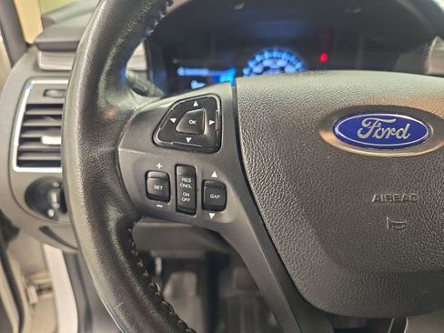 Used 2016 Ford Flex Limited w/ Equipment Group 301A FWD image 32