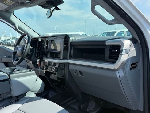 New 2026 Ford F350 XL w/ XL Chrome Package AWD/4WD image 15