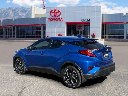 Used 2022 Toyota C-HR XLE FWD image 5