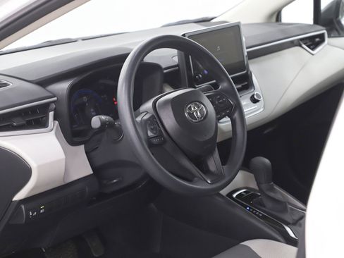 Used 2026 Toyota Corolla LE w/ LE Premium Package image 22