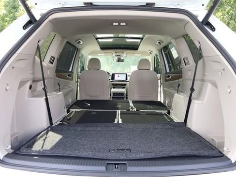 New 2026 Volkswagen Atlas SE image 9