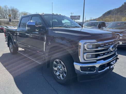 New 2026 Ford F350 Lariat w/ Lariat Ultimate Package AWD/4WD image 3