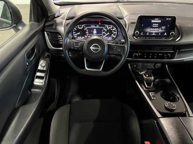 Used 2024 Nissan Rogue S AWD/4WD image 18
