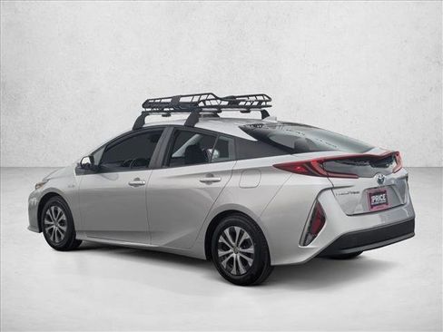 Used 2021 Toyota Prius Prime LE image 8