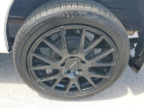 Used 2018 Nissan NV200 S w/ Cruise Control Package image 9