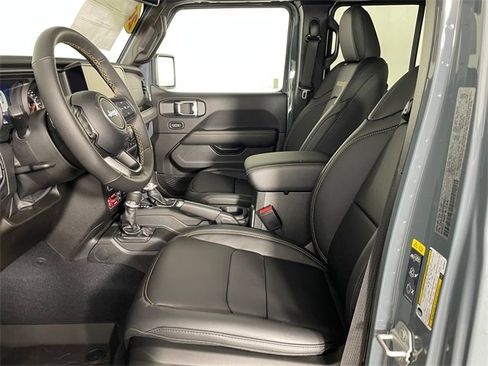 New 2025 Jeep Wrangler Unlimited Rubicon 392 image 2