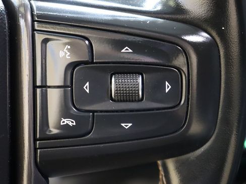Used 2025 GMC Sierra 2500 AT4 w/ AT4 Preferred Package AWD/4WD image 58