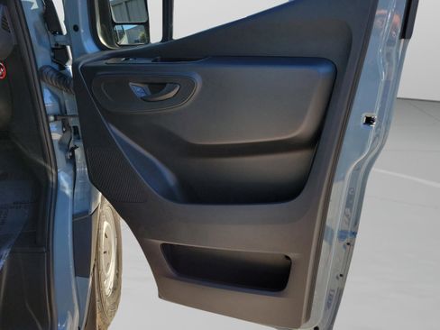 Used 2021 Mercedes-Benz Sprinter 144 Cargo image 18