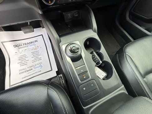 Used 2022 Ford Escape SEL w/ Technology Package FWD image 20