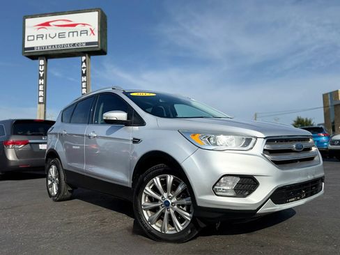 Used 2017 Ford Escape Titanium FWD image 1