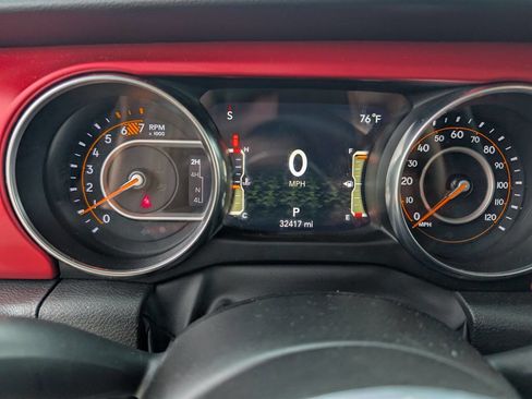 Used 2023 Jeep Wrangler Unlimited Rubicon image 25