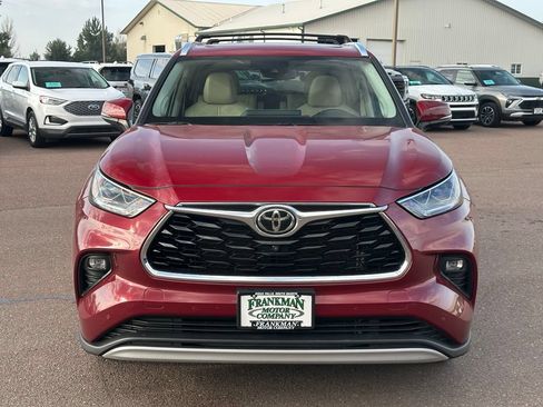 Used 2021 Toyota Highlander Platinum AWD/4WD image 36
